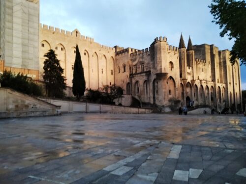 Viaggio nella terra dei Papi di Avignone